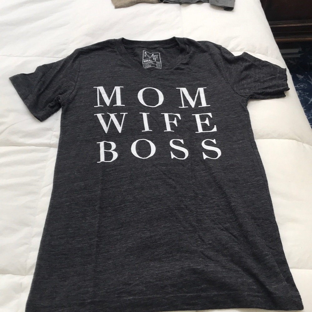 Mom wife boss T-shirt